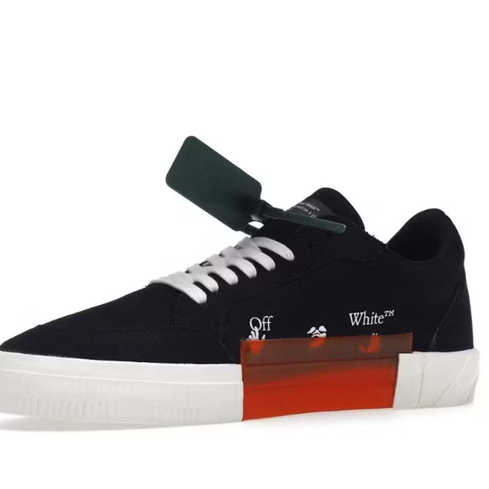 Off White Vulc Low Sneakers